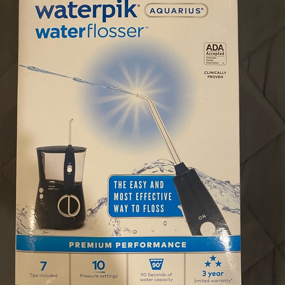WATERPIK AQUARIUS PROFESSIONAL WATER FLOSSER for teeth BRAND NEW - Picture 2 of 4